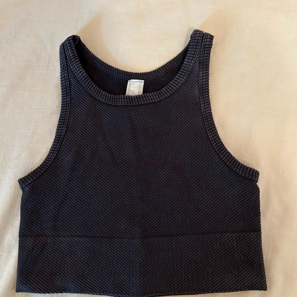 Nikibiki high neck tank top crop top
